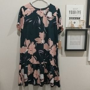 Halogen Short Sleeve Ruffle Hem Dress
